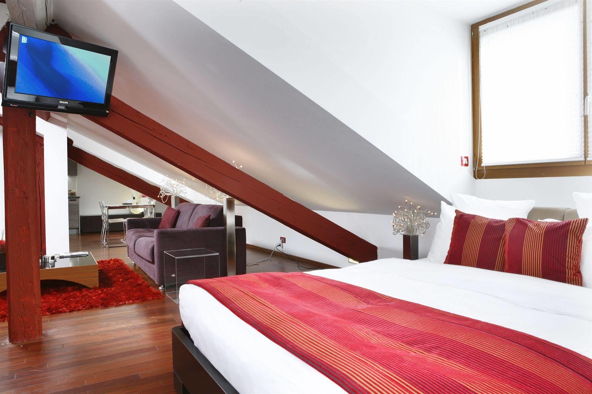 La Cour Des Augustins Boutique Gallery Design Hotel Genewa Zewnętrze zdjęcie